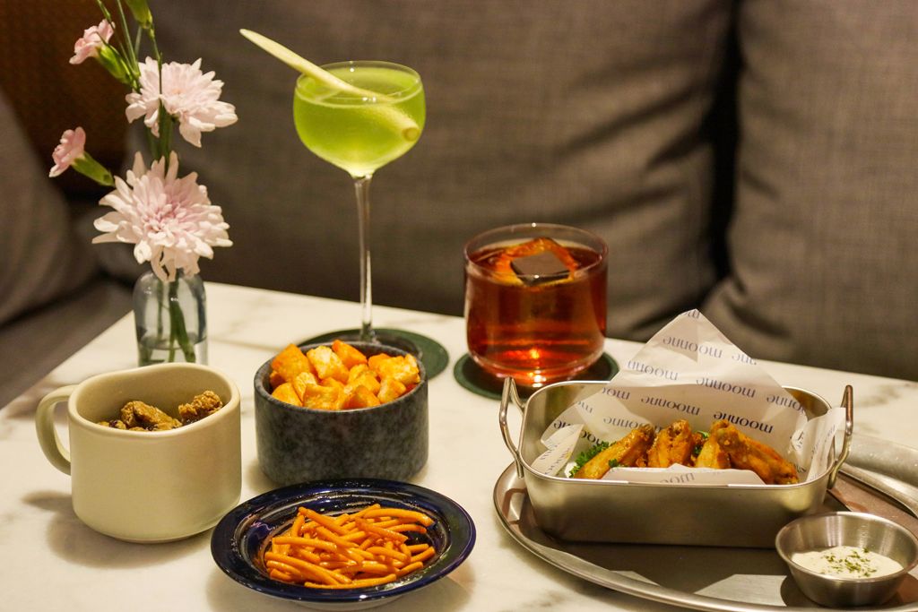 RESTAURANT AT THEE BANGKOK HOTEL