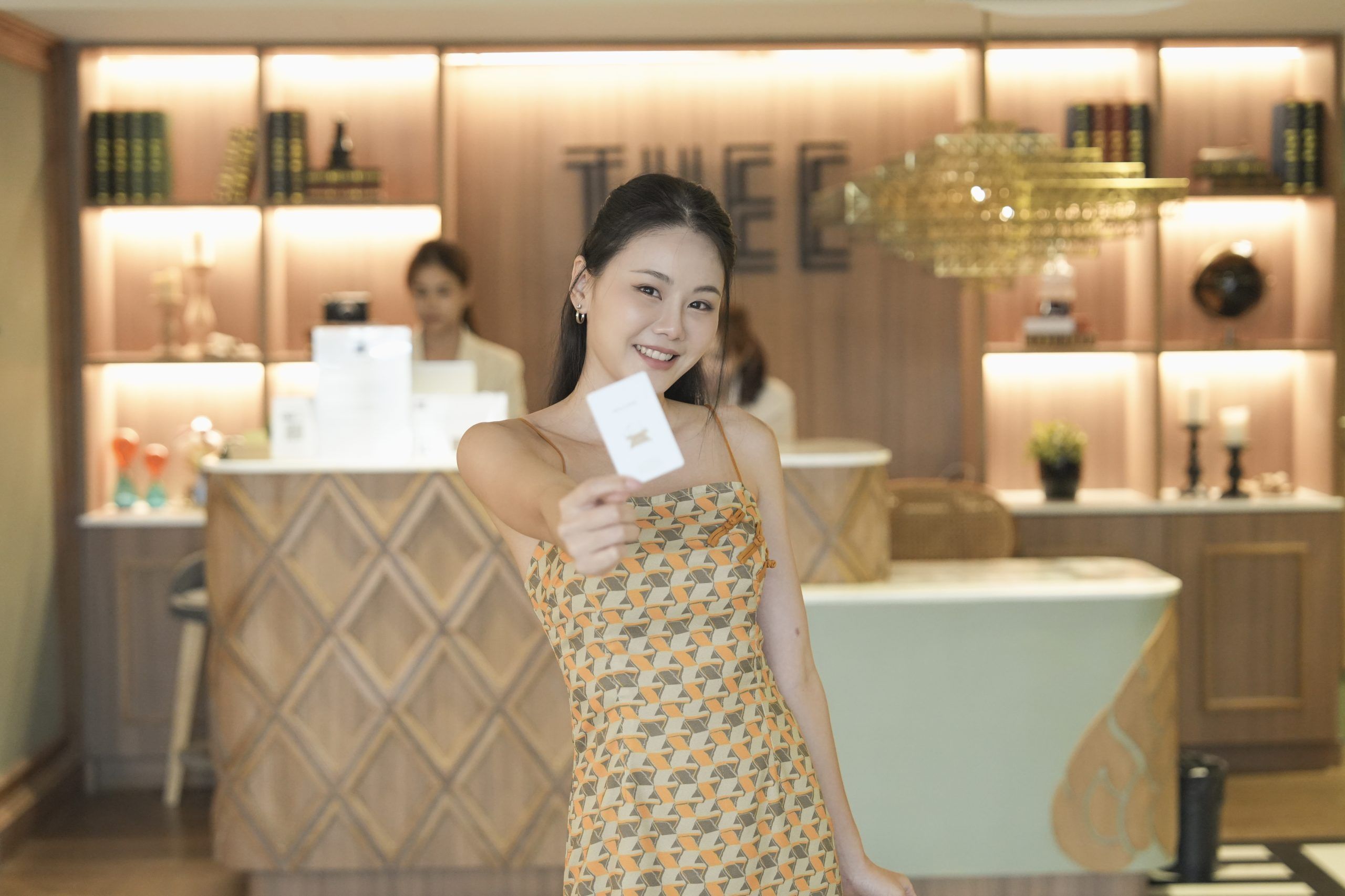 Thitapha Nanzii Kultanon X THEE BANGKOK HOTEL